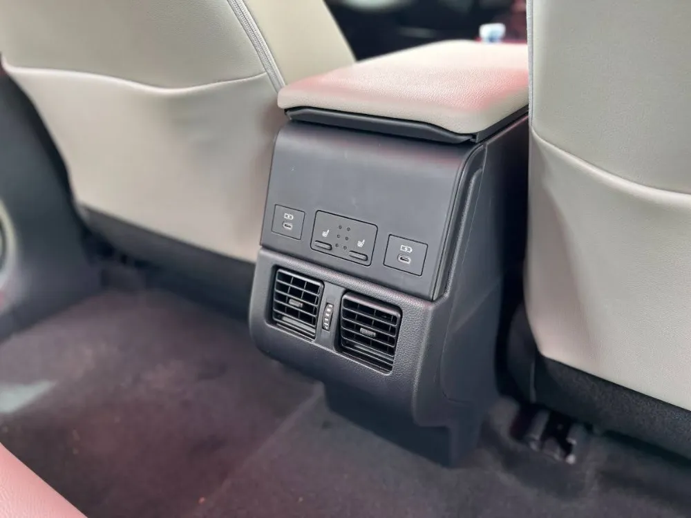 2023 Toyota bZ4X XLE Tech in Heavy Metal 13